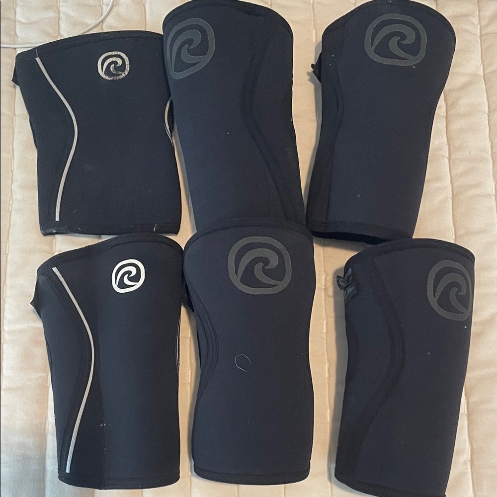 Rehband Black Knee Sleeves Set